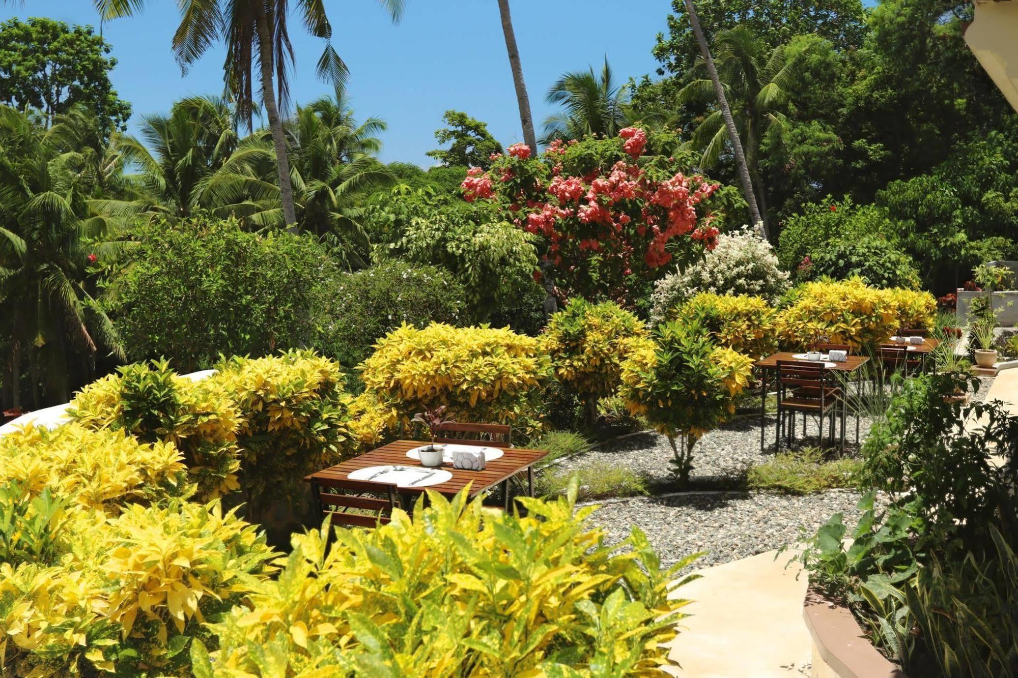 Guindulman Bay Tourist Inn Ngoại thất bức ảnh