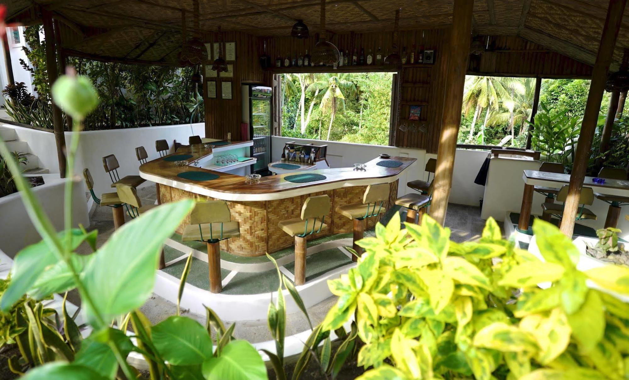Guindulman Bay Tourist Inn Ngoại thất bức ảnh