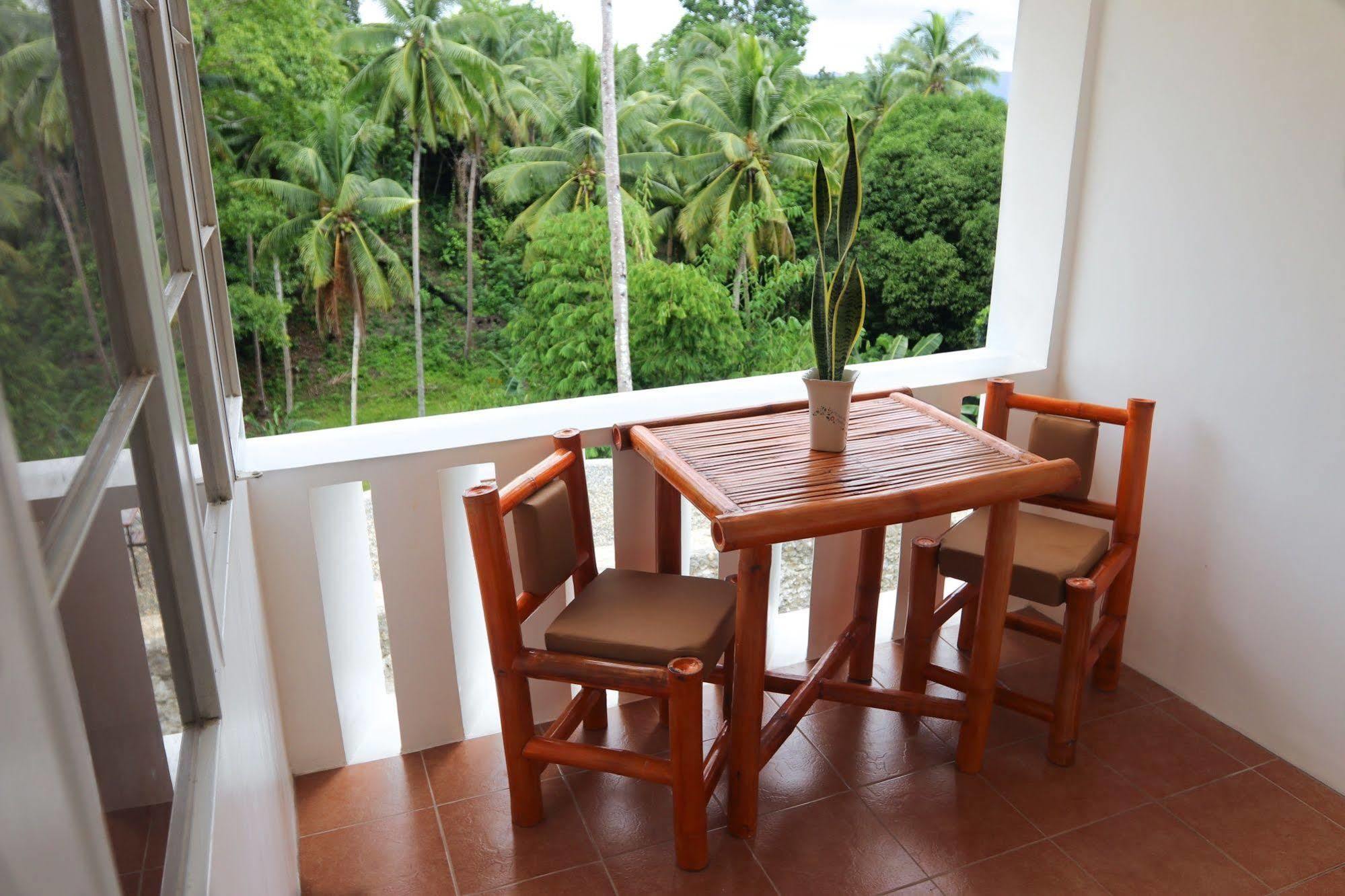 Guindulman Bay Tourist Inn Ngoại thất bức ảnh